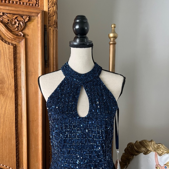 NWT Mac Duggal [ 6 ] 23018 Embellished Halter Neck Keyhole Gown Mid Blue #Q1151 - Picture 5 of 12